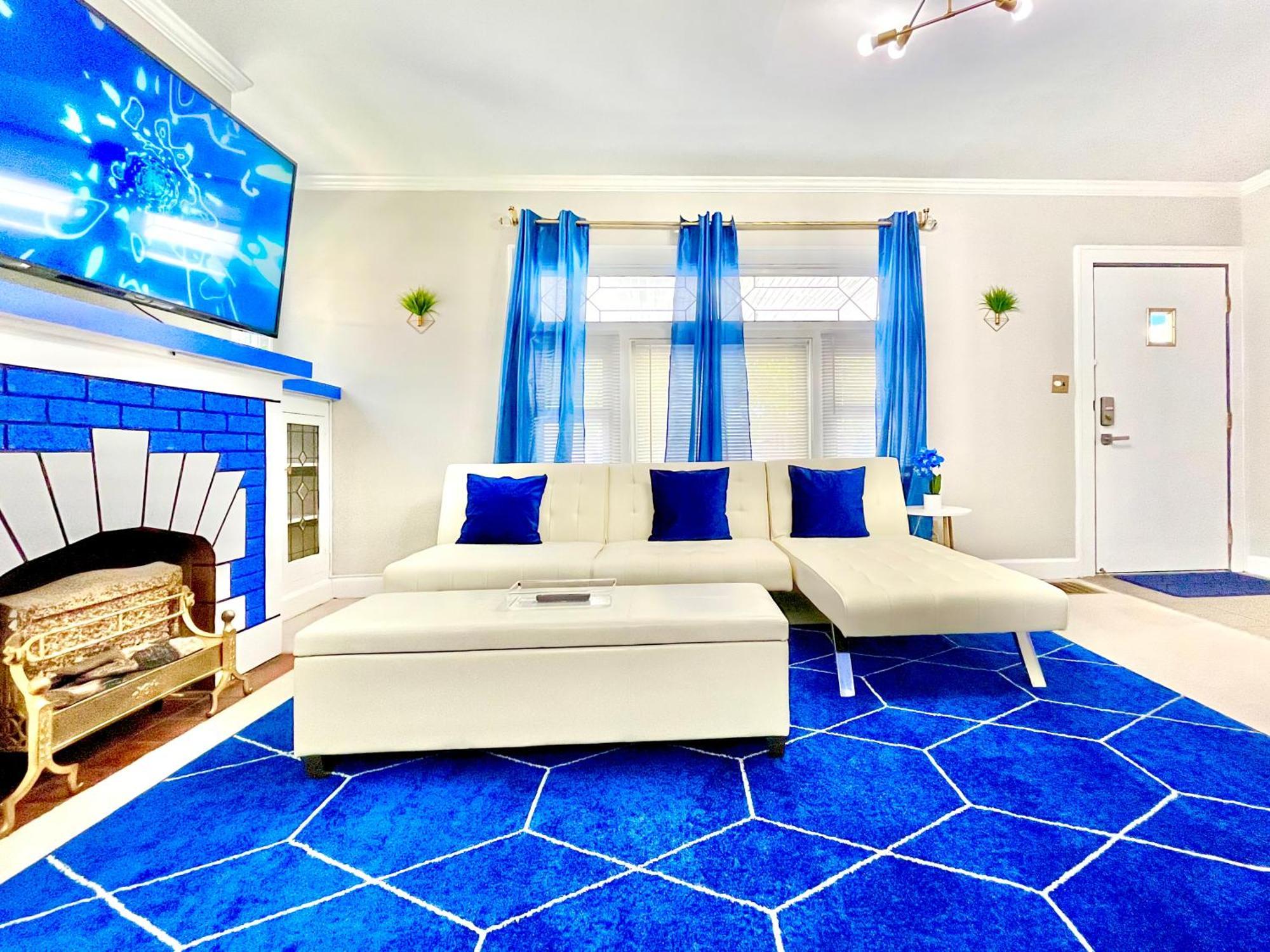 The Sapphire Haven - Your Old Brooklyn Oasis Awaits Families, Couples, Business Travelers Near Downtown With Parking, 300 Mb Wifi & Self Check-In Κλίβελαντ Εξωτερικό φωτογραφία