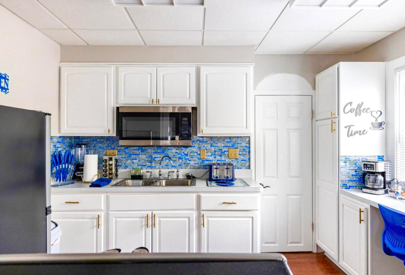 The Sapphire Haven - Your Old Brooklyn Oasis Awaits Families, Couples, Business Travelers Near Downtown With Parking, 300 Mb Wifi & Self Check-In Κλίβελαντ Εξωτερικό φωτογραφία