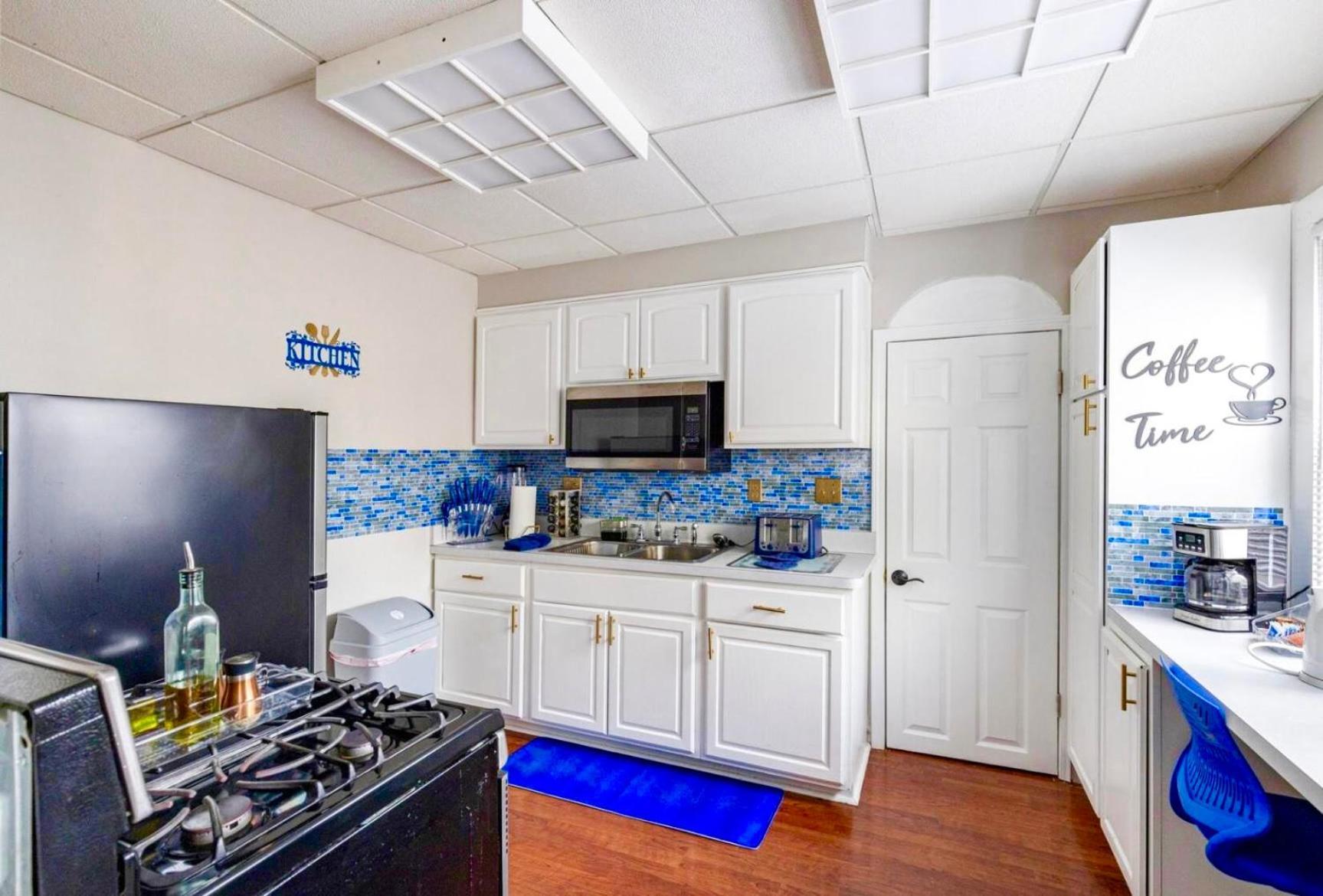 The Sapphire Haven - Your Old Brooklyn Oasis Awaits Families, Couples, Business Travelers Near Downtown With Parking, 300 Mb Wifi & Self Check-In Κλίβελαντ Εξωτερικό φωτογραφία