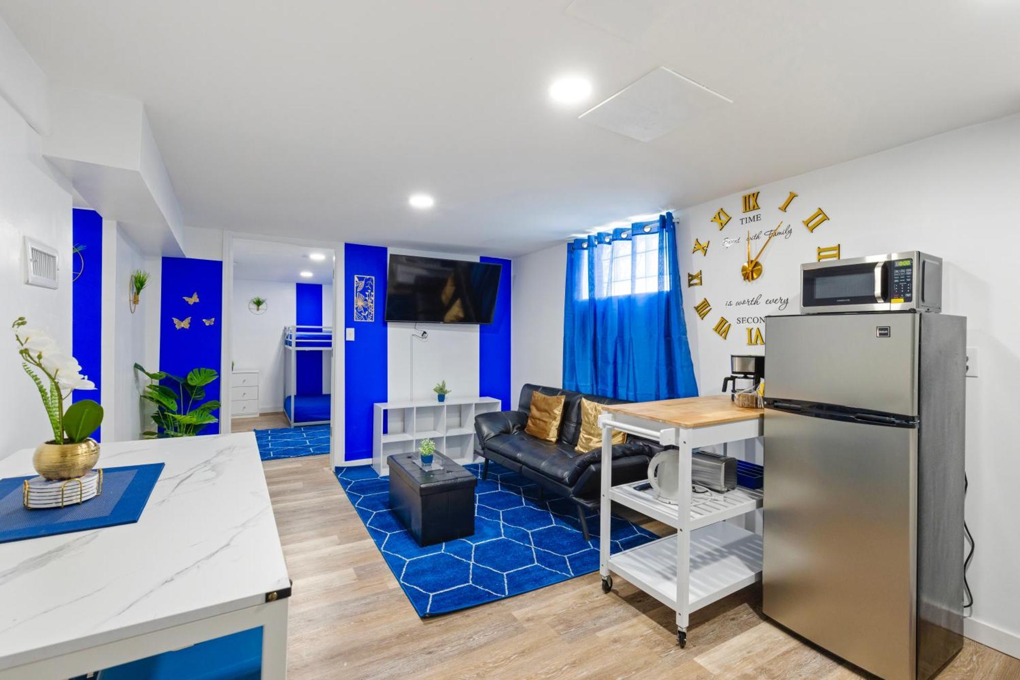 The Sapphire Haven - Your Old Brooklyn Oasis Awaits Families, Couples, Business Travelers Near Downtown With Parking, 300 Mb Wifi & Self Check-In Κλίβελαντ Εξωτερικό φωτογραφία