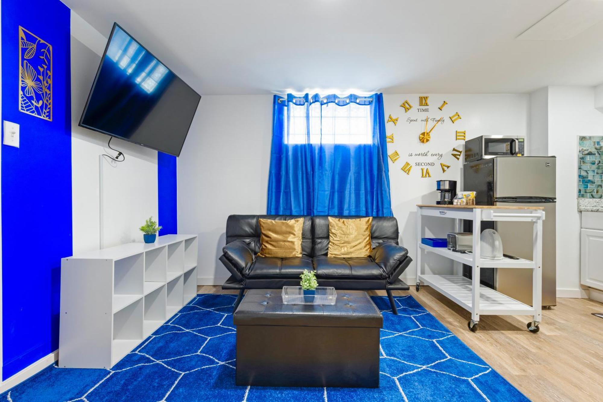The Sapphire Haven - Your Old Brooklyn Oasis Awaits Families, Couples, Business Travelers Near Downtown With Parking, 300 Mb Wifi & Self Check-In Κλίβελαντ Εξωτερικό φωτογραφία